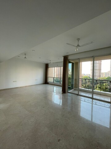 Room in 3 BHK Apartment at Hiranandani Empress Hill, Powai – for Sale