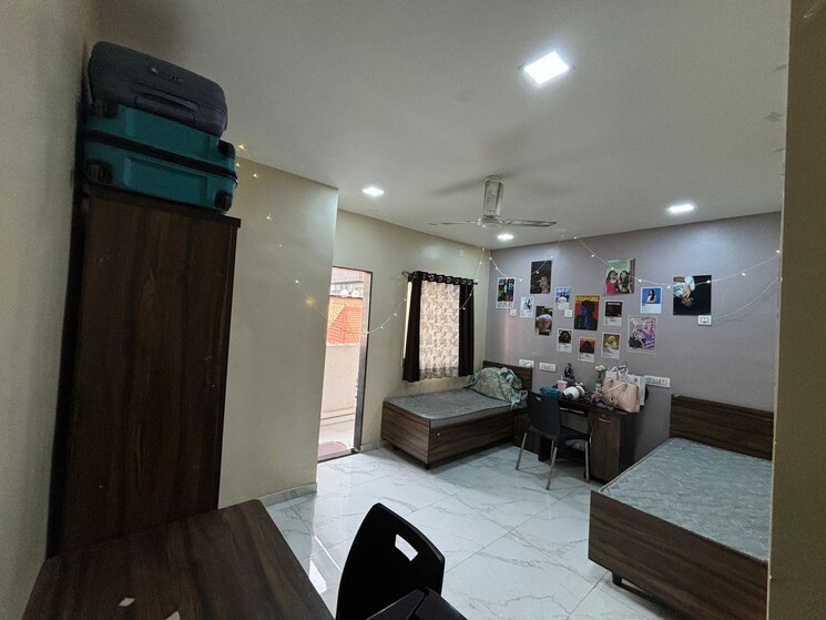 Room, viman nagar Pg For Girls In Viman Nagar 7902211