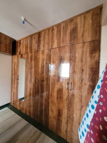 Furnished Amenities in 1 BHK Apartment at Hiranandani Estate Flora, Ghodbunder Road – for Rent