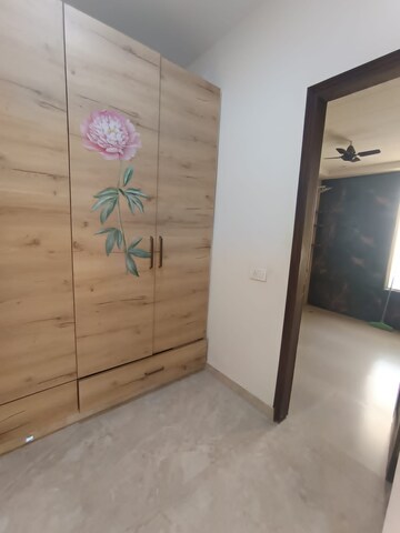 Bathroom in 4 BHK Builder Floor at Sector 43 – for Rent