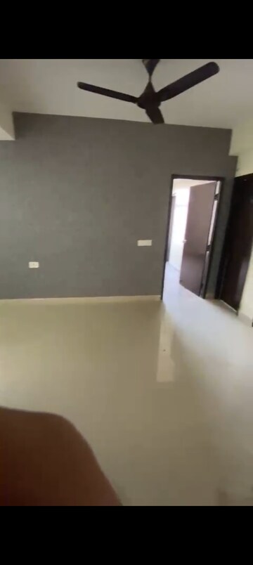 Furnished Amenities in 3 BHK Apartment at Proview Officer City, Raj Nagar Extension – for Rent