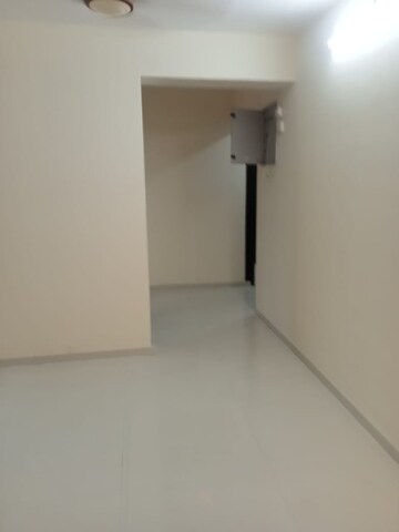 Room in 2 BHK Apartment at L And T Seawoods Residences, Seawoods – for Sale