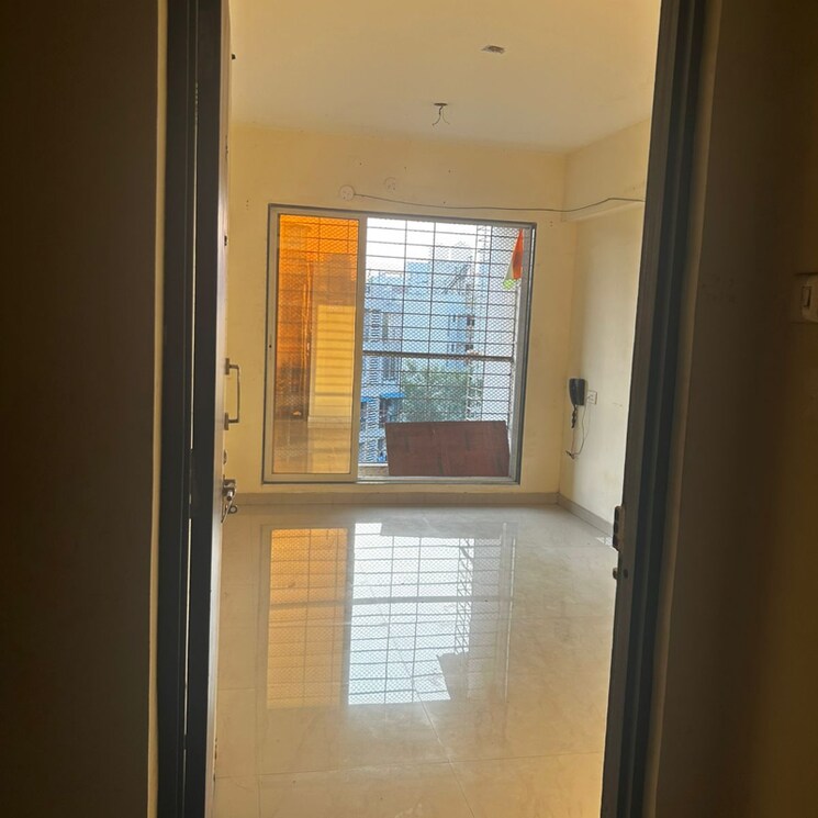 Room, s-m-metro 1 Bedroom 357 Sq.Ft. Apartment In Taloja Sector 23 Navi Mumbai 7902348