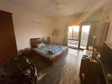 Bedroom in 3.5 BHK Apartment at BPTP Freedom Park Life, Sector 57 – for Sale