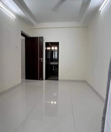 Building Lobby in 3 BHK Apartment at L And T Seawoods Residences, Seawoods – for Sale