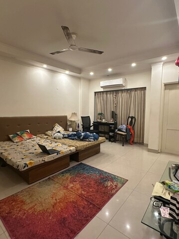 Bedroom in 6+ BHK Independent House at Ansal Sushant Floors, Sushant Lok ii – for Sale