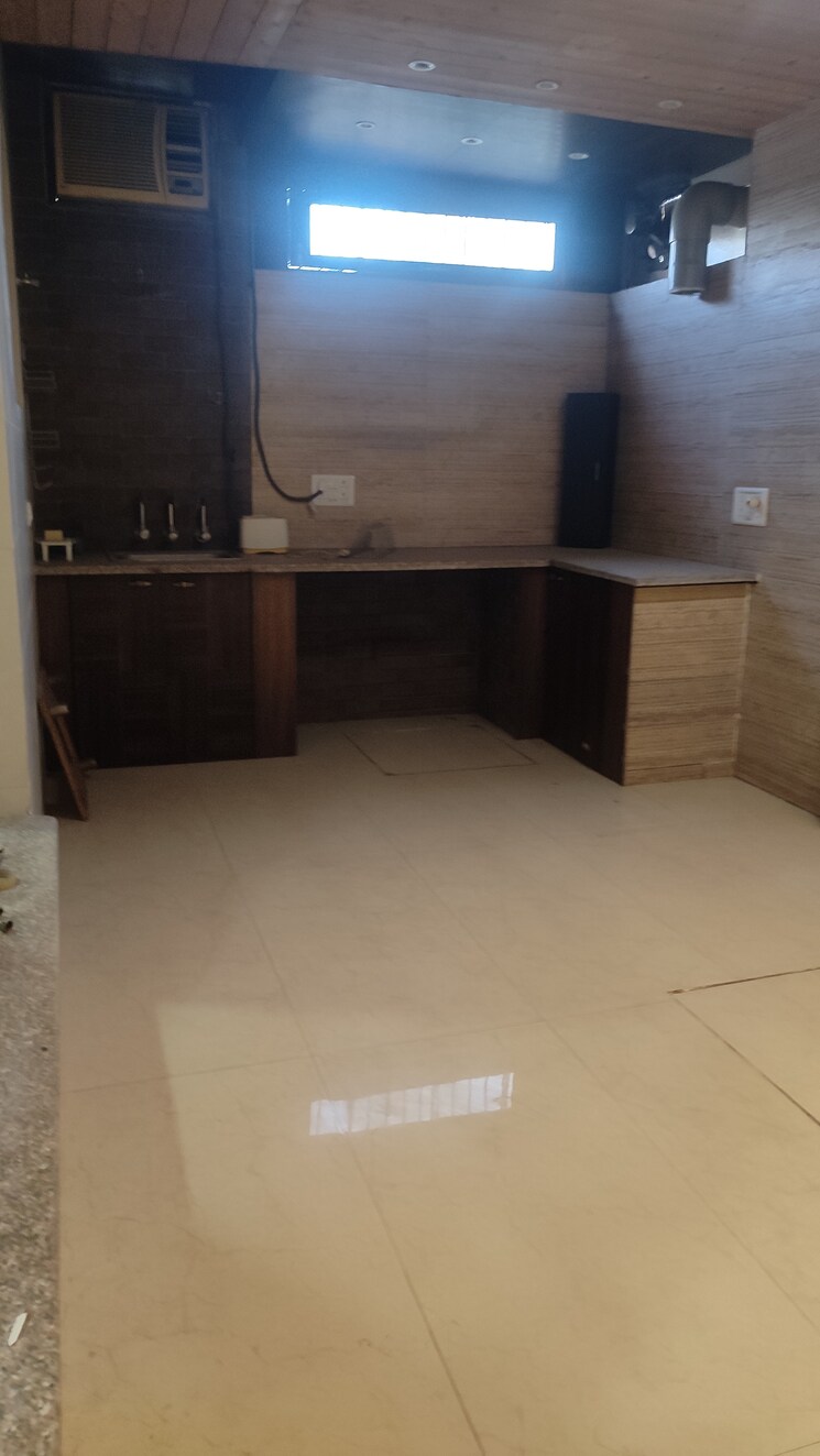 Bathroom, sector 74 3 Bedroom 2250 Sq.Ft. Builder Floor In Sector 74 Mohali 7902426