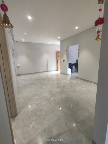 Room in 3 BHK Apartment at Kundan Eternia, Ghorpadi – for Sale