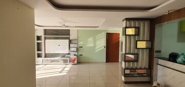 Room in 3 BHK Apartment at Prestige Royale Gardens, Gantiganahalli – for Rent