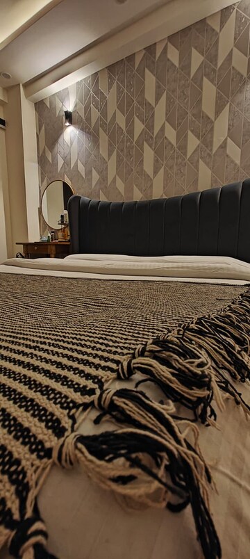 Bedroom in 3 BHK Builder Floor at Vipul World Floors, Sector 48 – for Rent