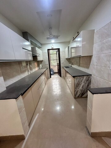 Master Bedroom in 3 BHK Builder Floor at Paschim Vihar – for Rent