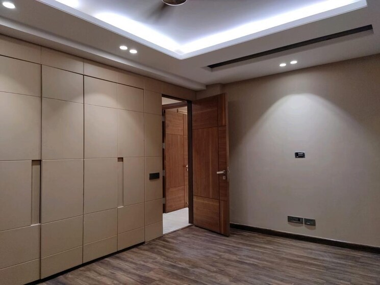 Room, shalimar bagh 3 Bedroom 1000 Sq.Ft. Builder Floor In Shalimar Bagh Delhi 7902544