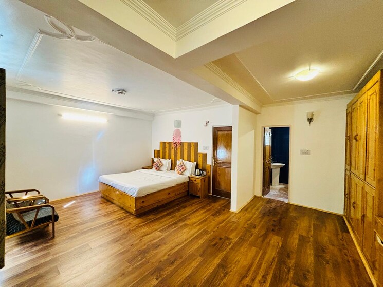 Room, shalimar bagh 3 Bedroom 1000 Sq.Ft. Builder Floor In Shalimar Bagh Delhi 7902544