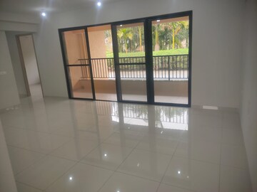 Room in 2 BHK Apartment at Magarpatta Riverview City, Loni Kalbhor – for Sale