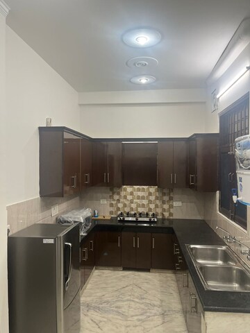 Master Bedroom in 3 BHK Builder Floor at Sector 47 – for Rent