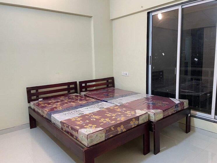 Bedroom, kharkar alley Pg For Girls In Kharkar Alley 7902557
