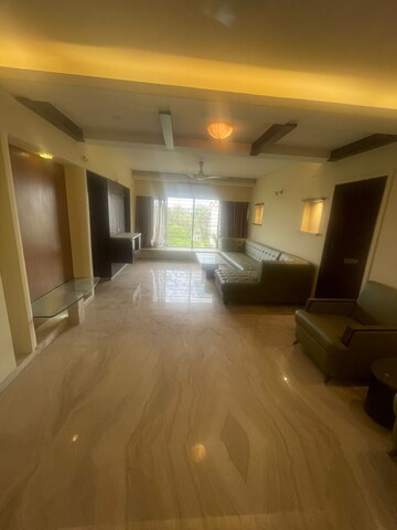 Living Room in 3 BHK Apartment at Chembur – for Rent