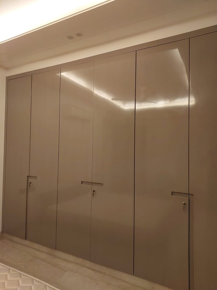 undefined, defence colony 4 Bedroom 267 Sq.Yd. Builder Floor In Defence Colony Delhi 7902684