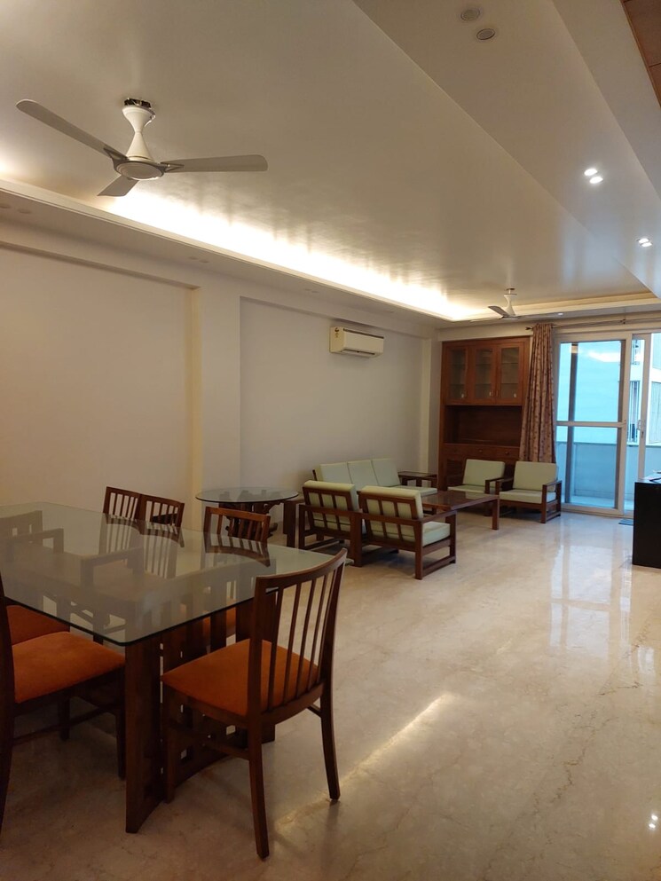 Master Bedroom, defence colony 4 Bedroom 267 Sq.Yd. Builder Floor In Defence Colony Delhi 7902684