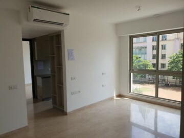 Room in 1 BHK Apartment at Hiranandani Zen Maple, Powai – for Rent