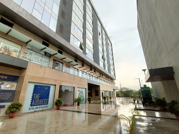 Listing Cover Image