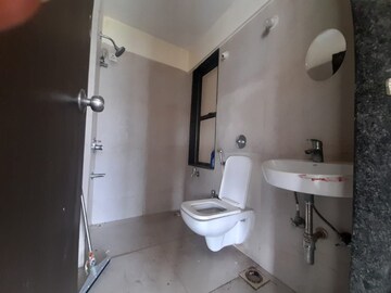 Bathroom in 1 BHK Apartment at Conwood Astoria, Goregaon East – for Rent
