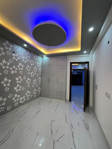 Bathroom in 2 BHK Apartment at SCC Sapphire, Raj Nagar Extension – for Rent