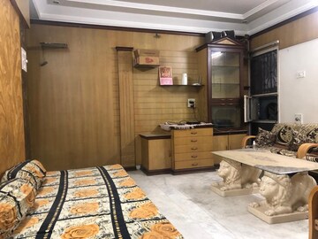 Living Room in 2 BHK Apartment at Green Fields Apartment, Andheri East – for Rent