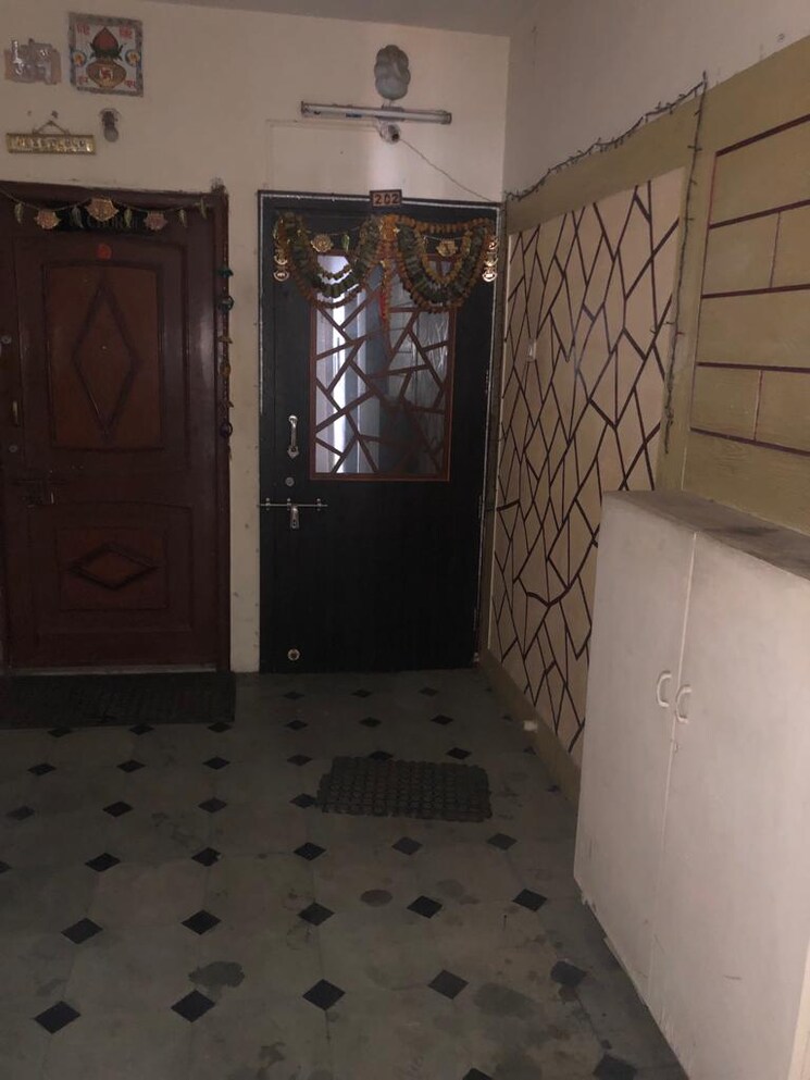 Bathroom, green-fields-apartment 2 Bedroom 834 Sq.Ft. Apartment In Andheri East Mumbai 7902895