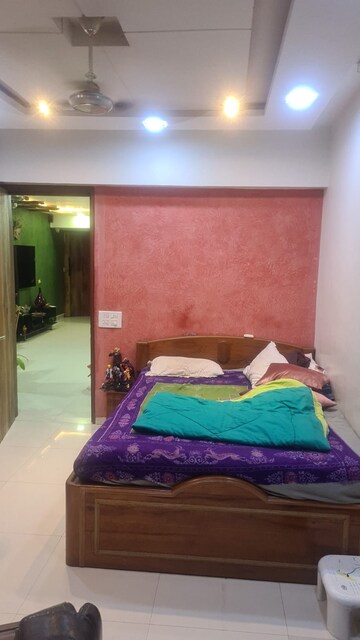 Bedroom in 3 BHK Apartment at Group Seven Rushi Heights, Goregaon East – for Rent