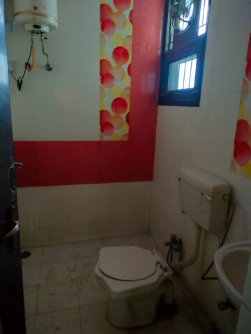 Bathroom in 2 BHK Builder Floor at Vaishali Nagar – for Rent
