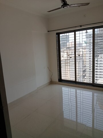 Room in 2 BHK Apartment at Sethia Kalpavruksh Heights, Kandivali West – for Rent
