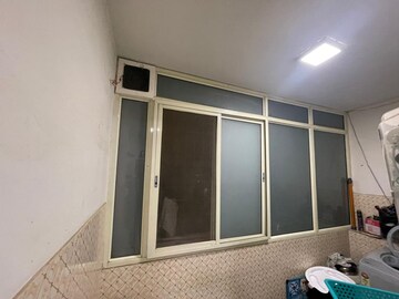 Furnished Amenities in 4 BHK Builder Floor at Ardee City, Sector 52 – for Rent