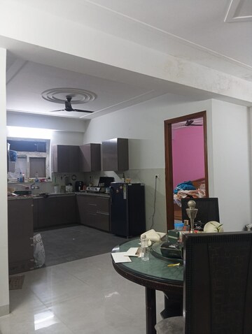 Master Bedroom in 2 BHK Builder Floor at Sector 23 – for Rent