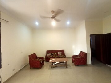 Living Room in 2 BHK Independent House at Sector 21 – for Rent