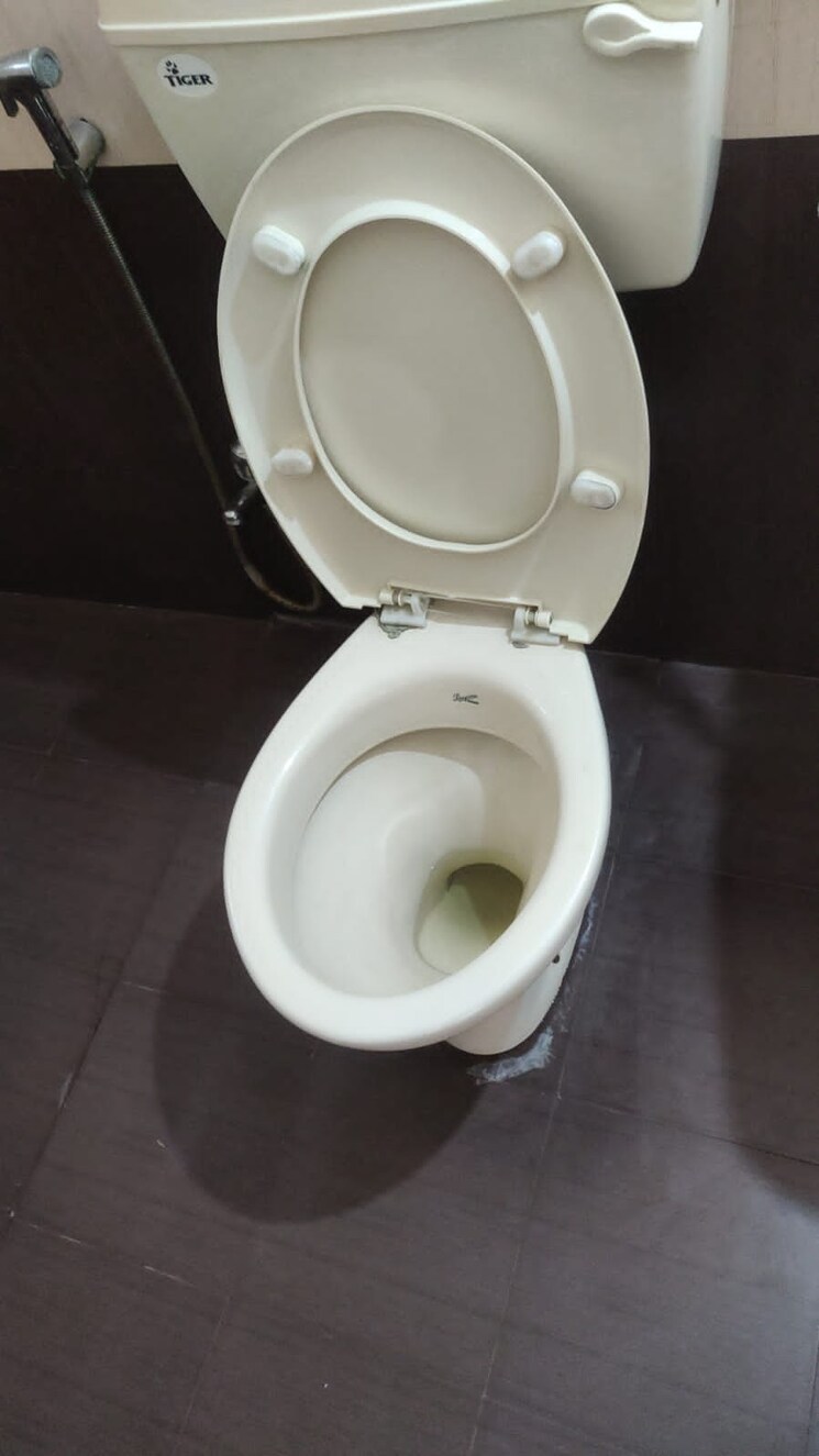 Bathroom, jalan-aura-county-pune 2 Bedroom 815 Sq.Ft. Apartment In Wagholi Pune 7903335