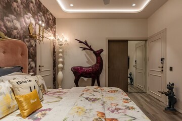 Bedroom in 3 BHK Apartment at Raj Rahul Apartment, Juhu – for Sale
