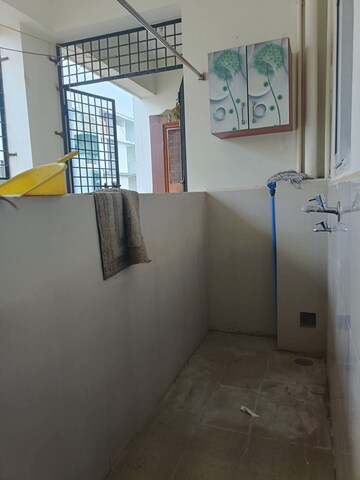 Room in 2 BHK Apartment at Kinetic Nirvana, Kondapur – for Rent