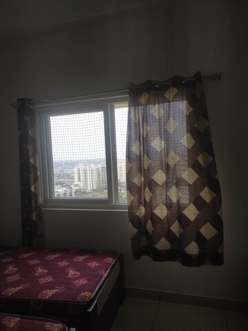 Room in 2 BHK Apartment at Prestige Sunrise Park, Electronic City Phase I – for Rent