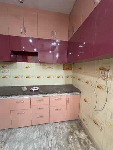 Kitchen in 2 BHK Apartment at Shalimar Apartments Shalimar Garden, Shalimar Garden – for Rent