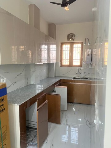Kitchen in 1 BHK Builder Floor at Sector 52 – for Rent
