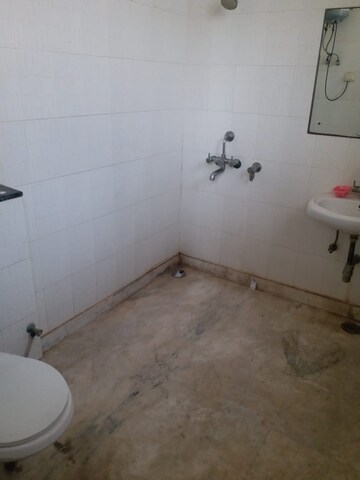 Bathroom in 3 BHK Apartment at Sector 82 – for Rent