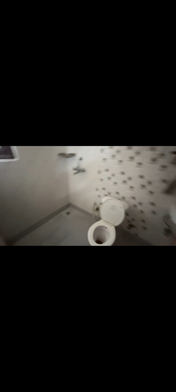 Bathroom, himalaya-tanishq 3 Bedroom 1220 Sq.Ft. Apartment In Raj Nagar Extension Ghaziabad 7903816