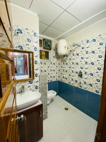 Kitchen in 4 BHK Builder Floor at Sector 38 – for Rent