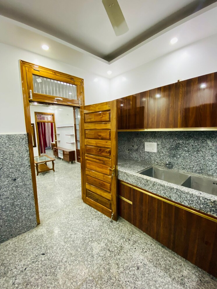 Kitchen, sector 38 4 Bedroom 2200 Sq.Ft. Builder Floor In Sector 38 Gurgaon 7903886