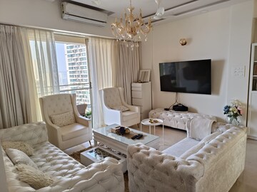Living Room in 3 BHK Apartment at Andheri West – for Rent