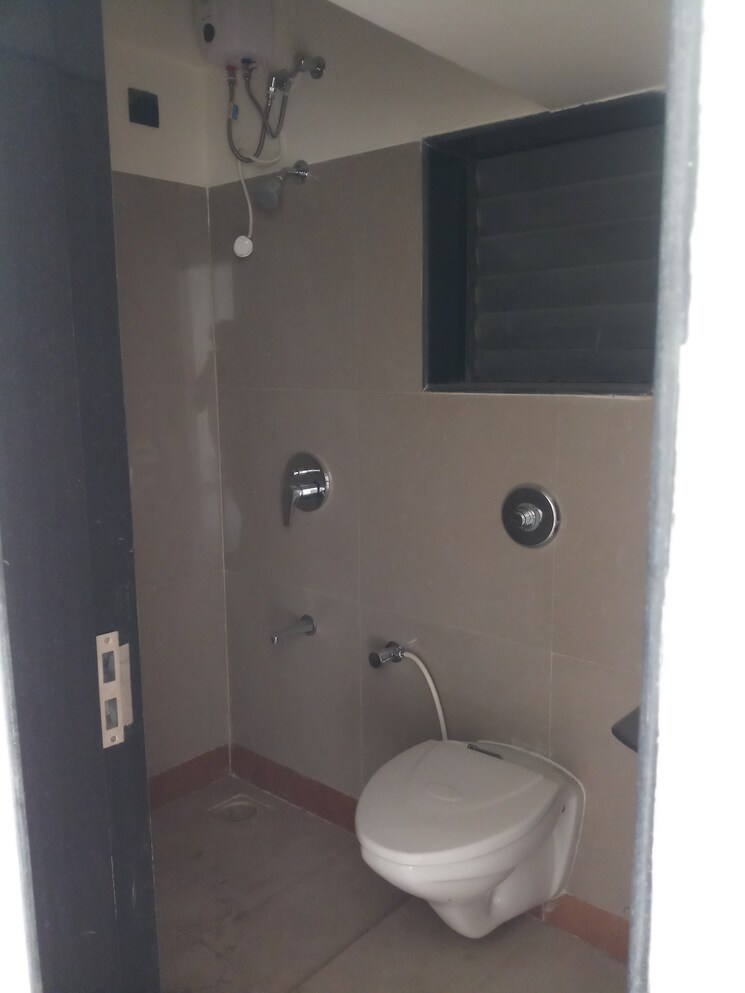Bathroom, pranjee-garden-city-phase-2 2 Bedroom 950 Sq.Ft. Apartment In Katrap Thane 7904031