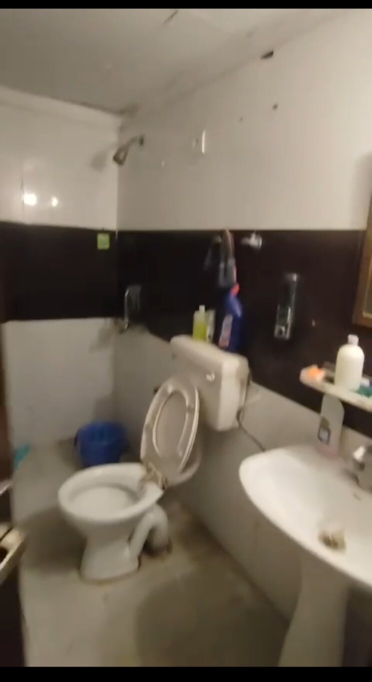 Master Bedroom, high-end-paradise-ii 3 Bedroom 1175 Sq.Ft. Apartment In Raj Nagar Extension Ghaziabad 7904209