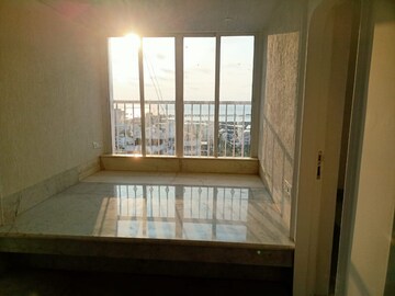 Master Bedroom in 3 BHK Apartment at Jolly Highrise Apartments, Pali Hill – for Rent