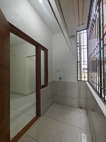 Building Lobby in 1 BHK Builder Floor at Hsr Layout – for Rent